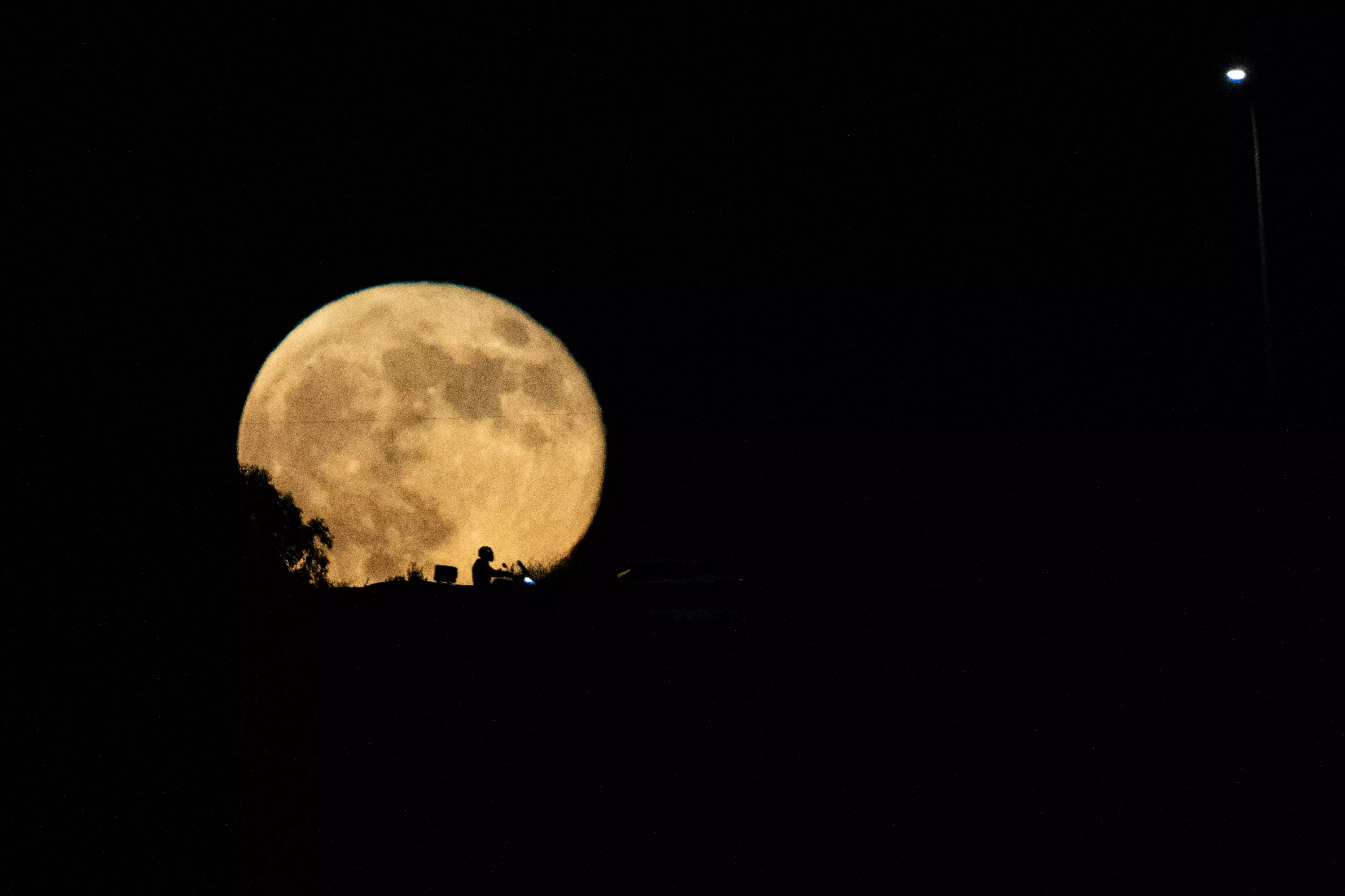 First Supermoon of the Year Approaching, Heres What to Know