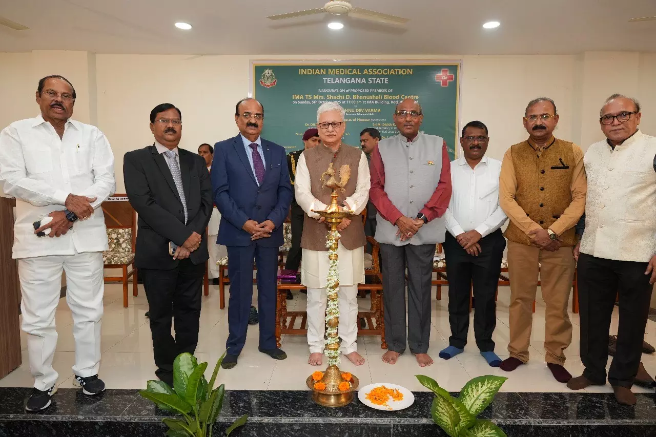 Governor Assures To Explore Mou Between Red Cross And IMA For New Blood Bank