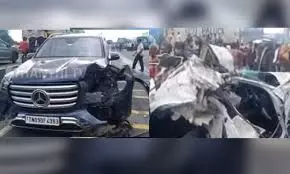 Seven Cars Collide Near Rajendranagar Toll Gate on ORR Exit-17