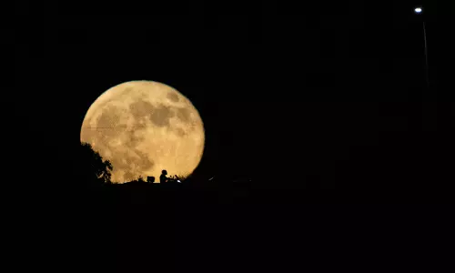 First Supermoon of the Year Approaching, Heres What to Know