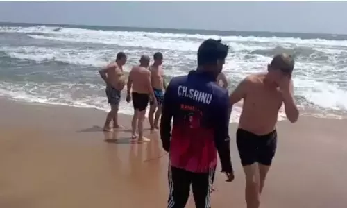 Foreigner Drowns at Yarada Beach in Visakhapatnam Foreigner Drowns at Yarada Beach in Visakhapatnam