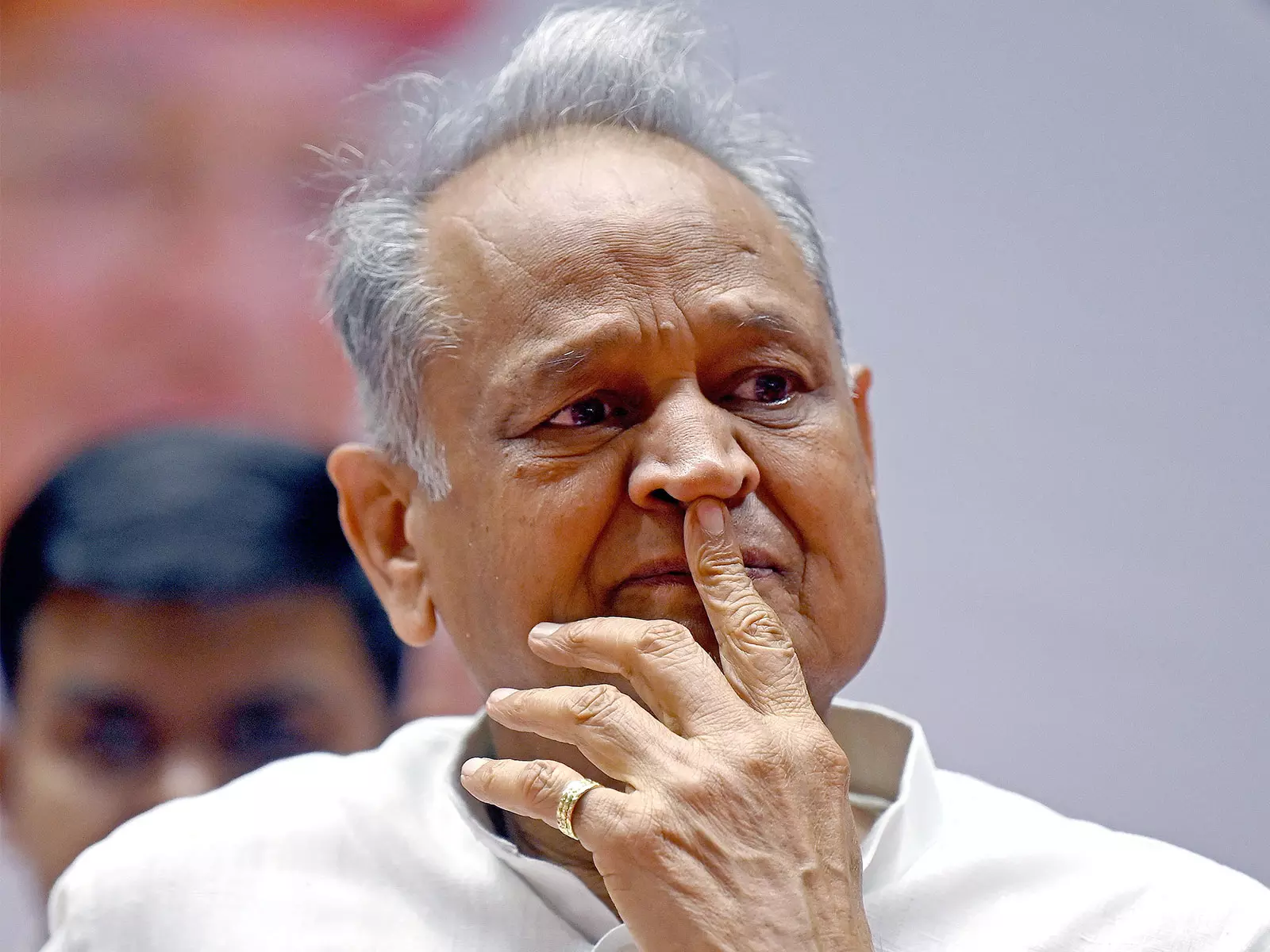 Ashok Gehlot Demands Probe into Jaipur Hospital Fire
