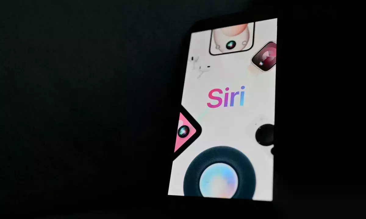 Apple Faces Probe in France Over Voice Recordings Made by Siri Apple Faces Probe in France Over Voice Recordings Made by Siri