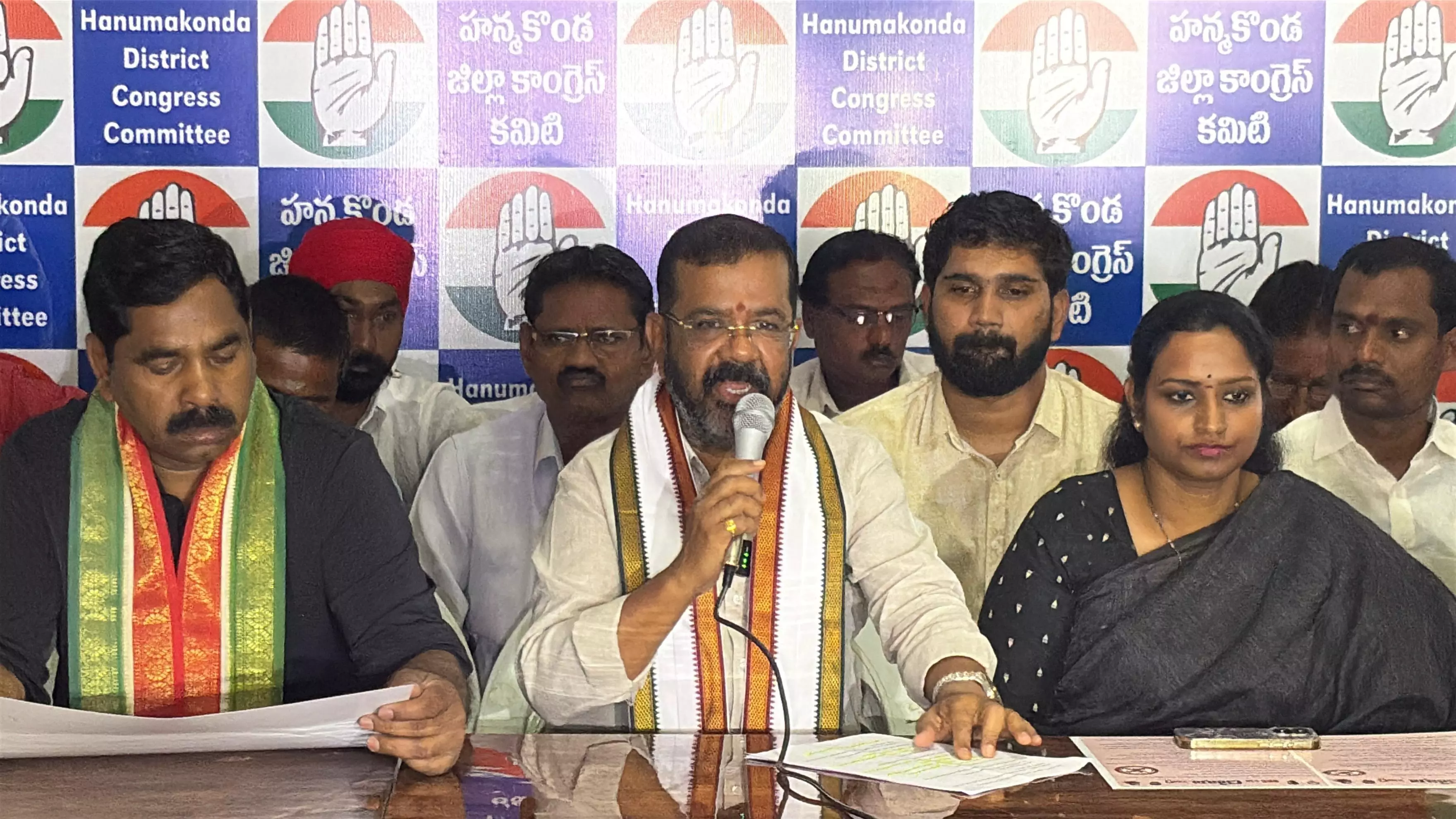 Congress Releases ‘BRS Ka Dhoka’ Card