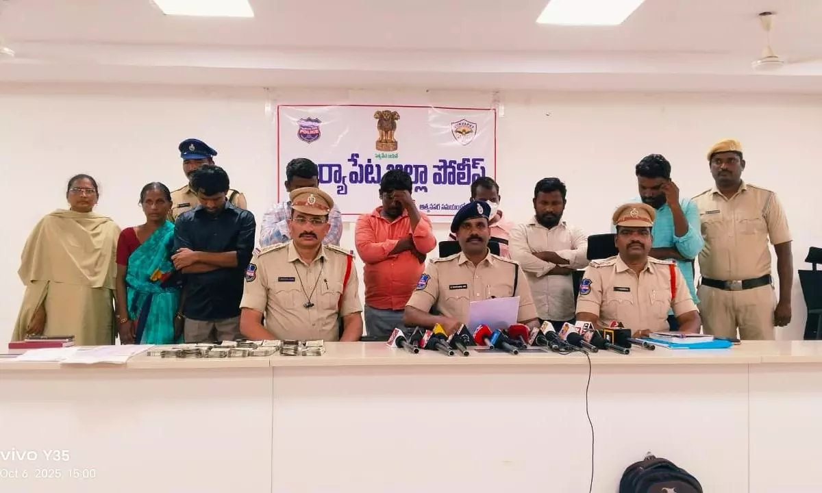 8 Arrested In Second CMRF Cheque Scam 8 Arrested In Second CMRF Cheque Scam