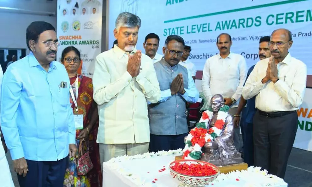 CM Naidu Vows to Make AP Zero Garbage State by January