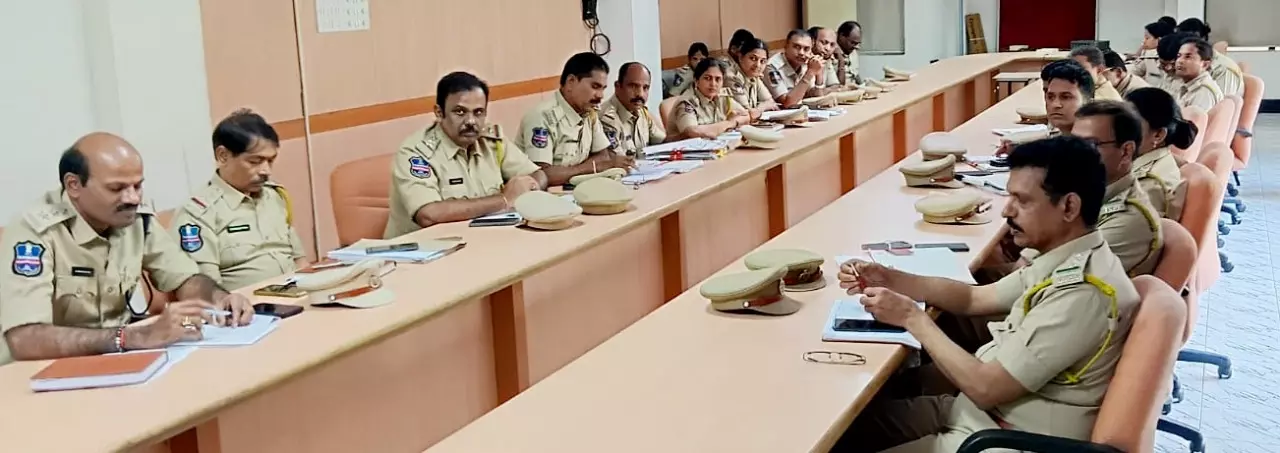 Excise Dept To Oversee 179 Liquor Shops In Hyderabad