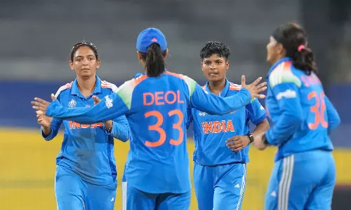 India Beats Pakistan in Womens Cricket World Cup