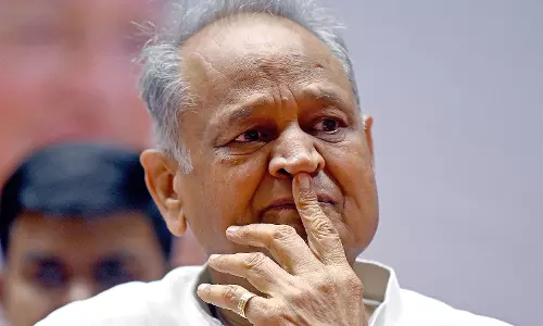 Ashok Gehlot Demands Probe into Jaipur Hospital Fire