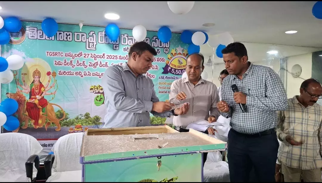 TGSRTC Passengers Win Prizes In ‘Dasara Special Lucky Draw’ In Karimnagar