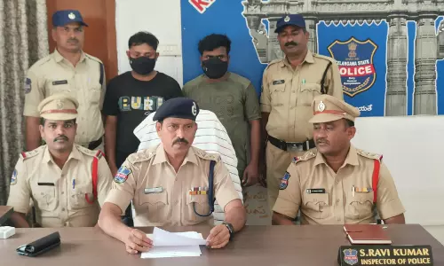 Warangal: 2 Held with Ganja Worth Rs 20.5 Lakh