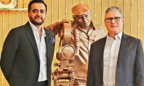 UK PM Signs 3-Movie Deal With Yash Raj Films