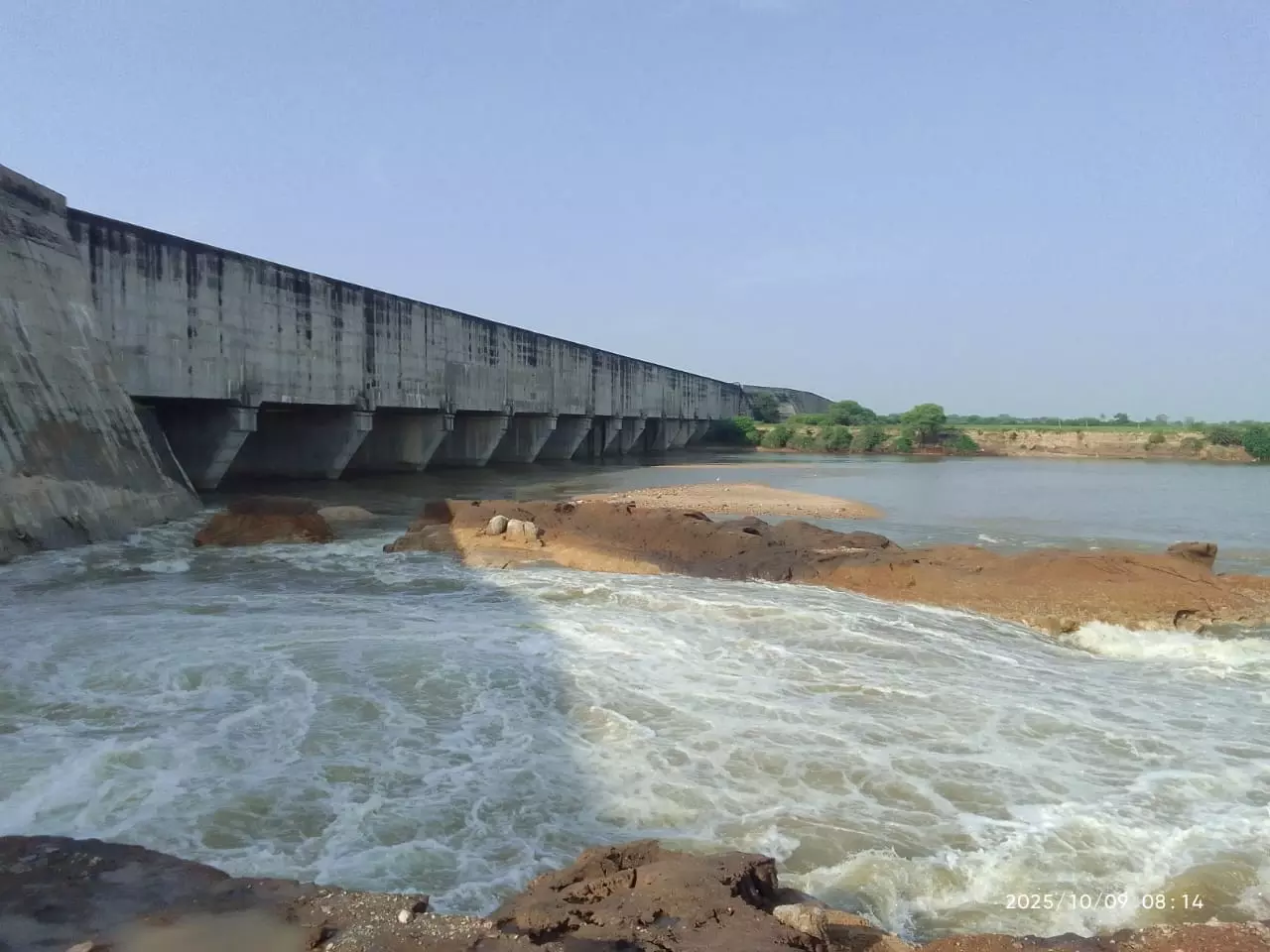 Sriramsagar Flood Canal Breaches Near Gandlapet Sriramsagar Flood Canal Breaches Near Gandlapet