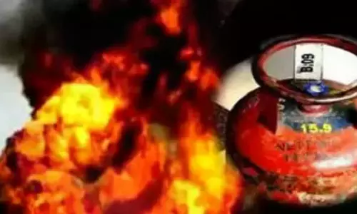 Migrant Workers Injured in Kerala Fire from Gas Leak in Kannur Migrant Workers Injured in Kerala Fire from Gas Leak in Kannur