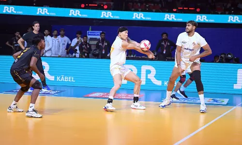PVL 2025: Ahmedabad Defenders Come From Behind To Beat Calicut Heroes
