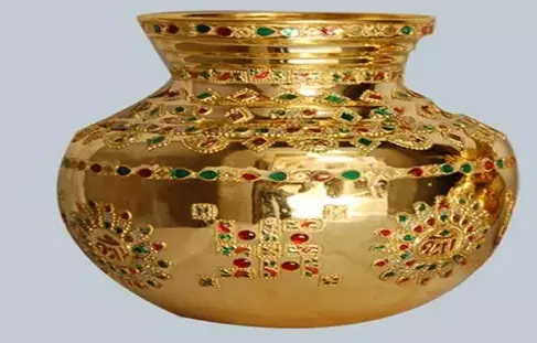 Gold-Plated Kalash Worth Rs 40 Lakh Stolen from Delhi Jain Temple