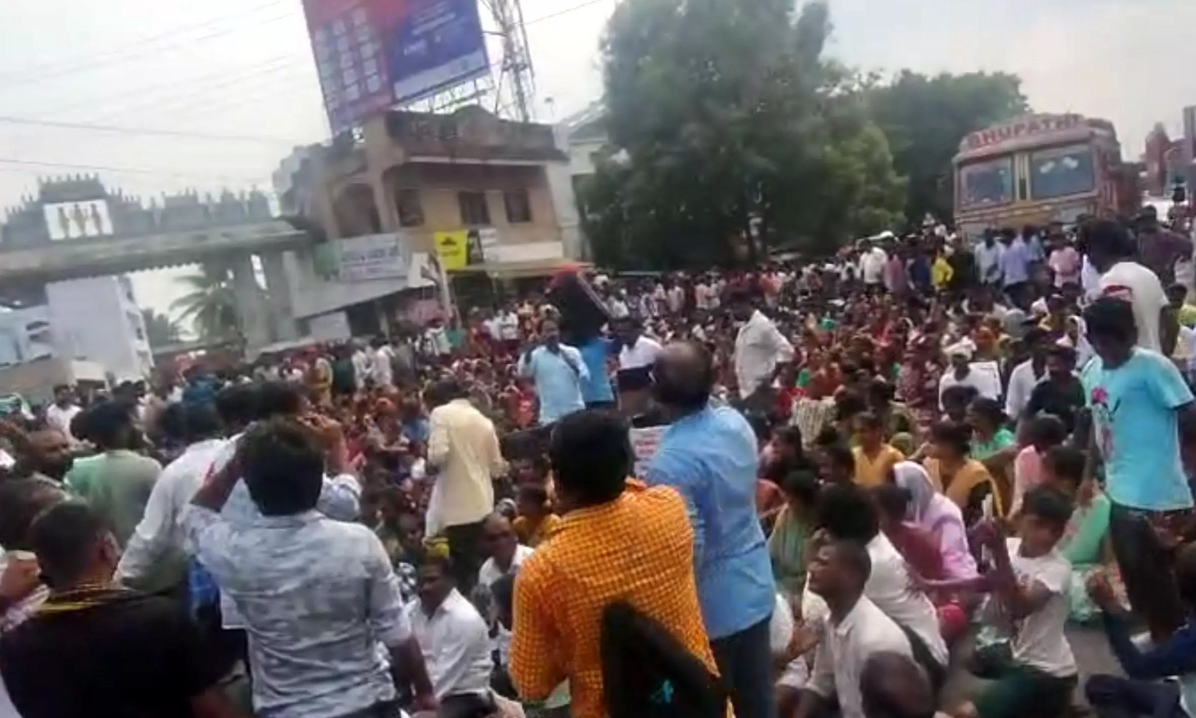 Fishermen Block Highway in Protest Against Drug Park in Anakapalle