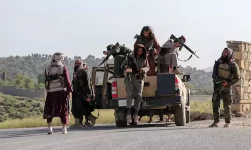 23 Pakistani Soldiers, 200 Taliban Killed in Fierce Border Clashes