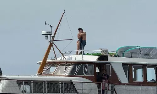 Katy Perry, Justin Trudeau Spotted Kissing on Yacht