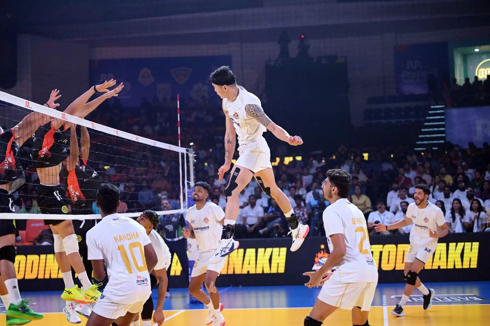 PVL 2025: Ahmedabad Defenders Register Sensational Comeback Win Over Hyderabad Black Hawks