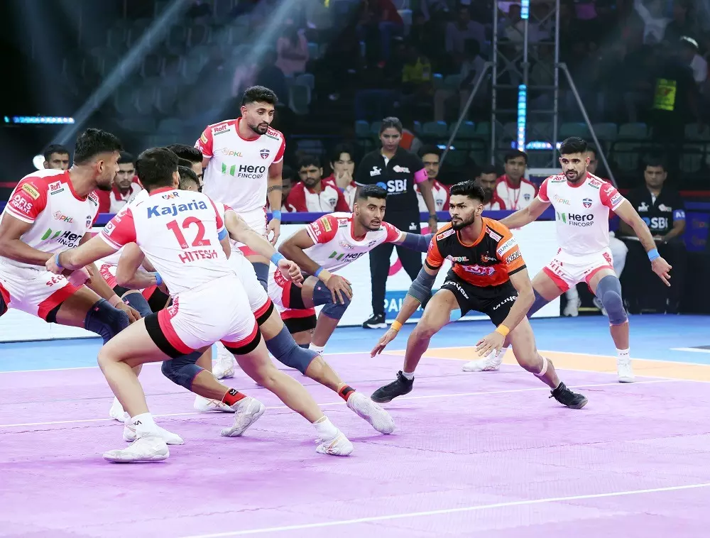Guman Singh Stars as Up Yoddhas Crush U Mumba 40-24 to End Losing Streak
