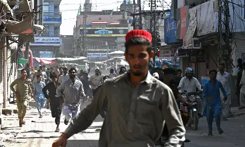 Five Killed as Pakistan Police Clear Anti-Israel Protest Site