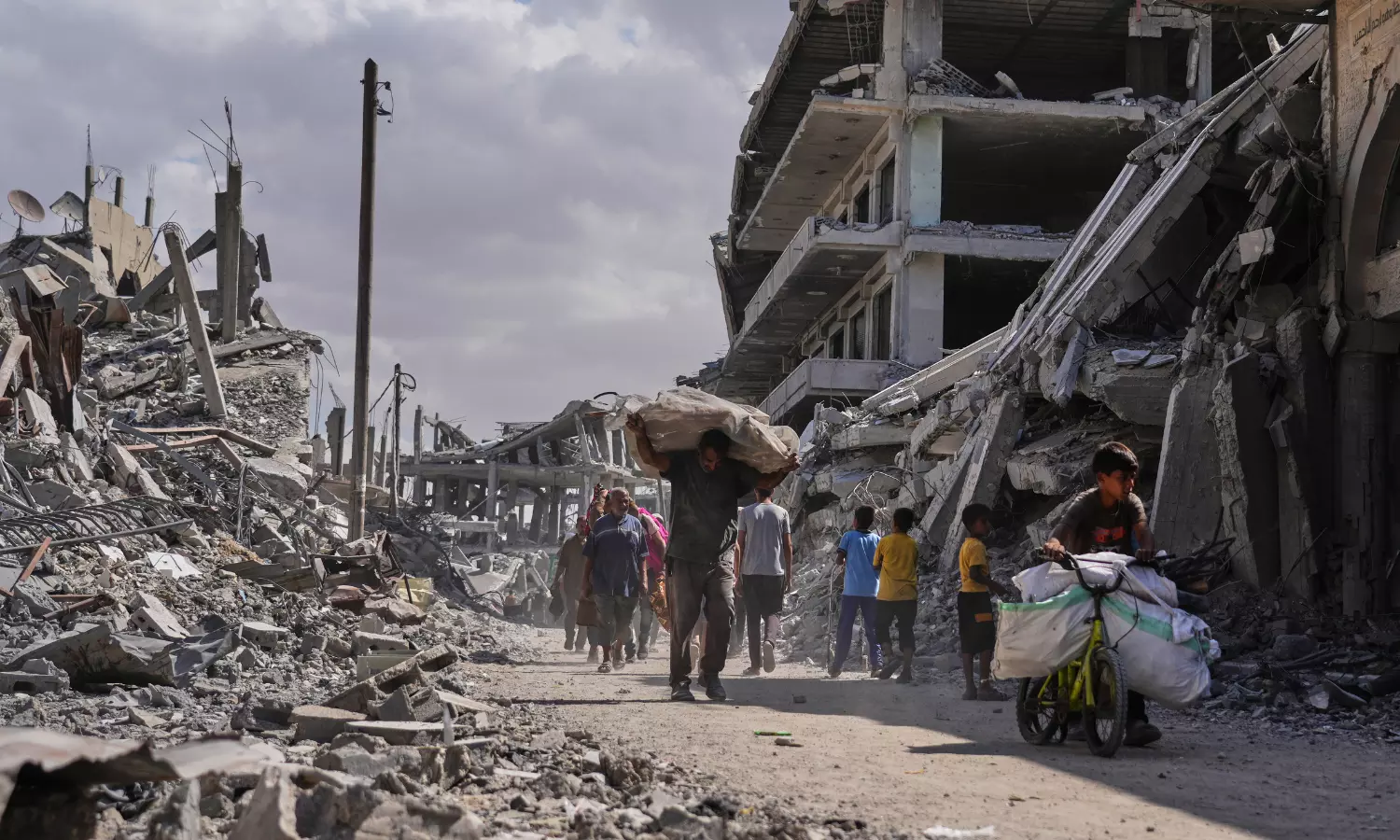 Despite Ceasefire in Gaza, Lasting Peace and Rebuilding Face Major Hurdles