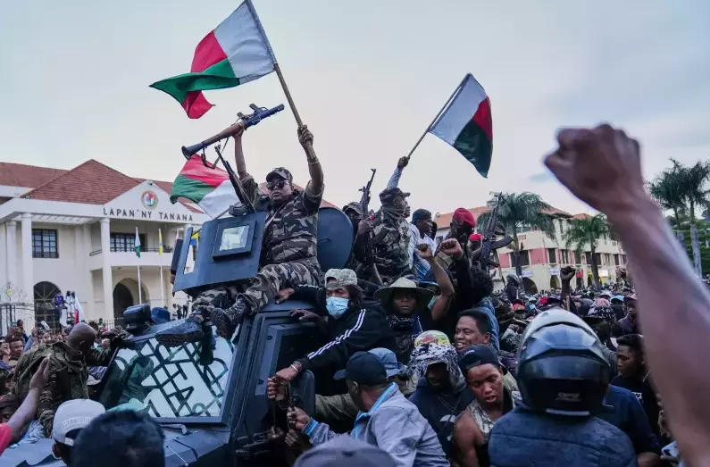 Madagascar Military Seizes Power as President Flees Amid Rebellion Madagascar Military Seizes Power as President Flees Amid Rebellion