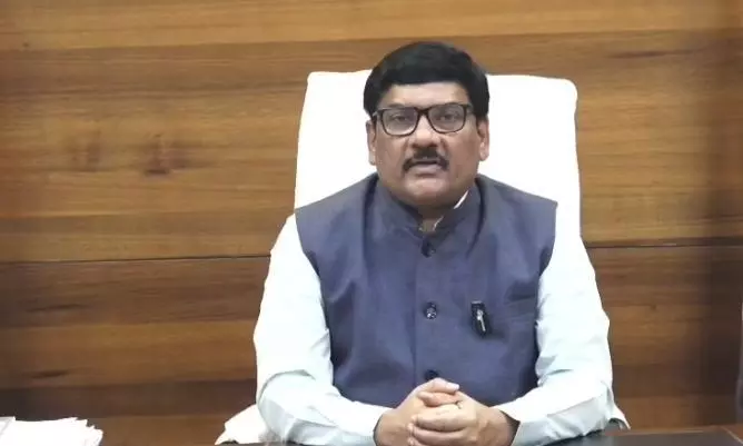 Guntur Municipal Corporation Suspends Two Staff for Forgery, Negligence