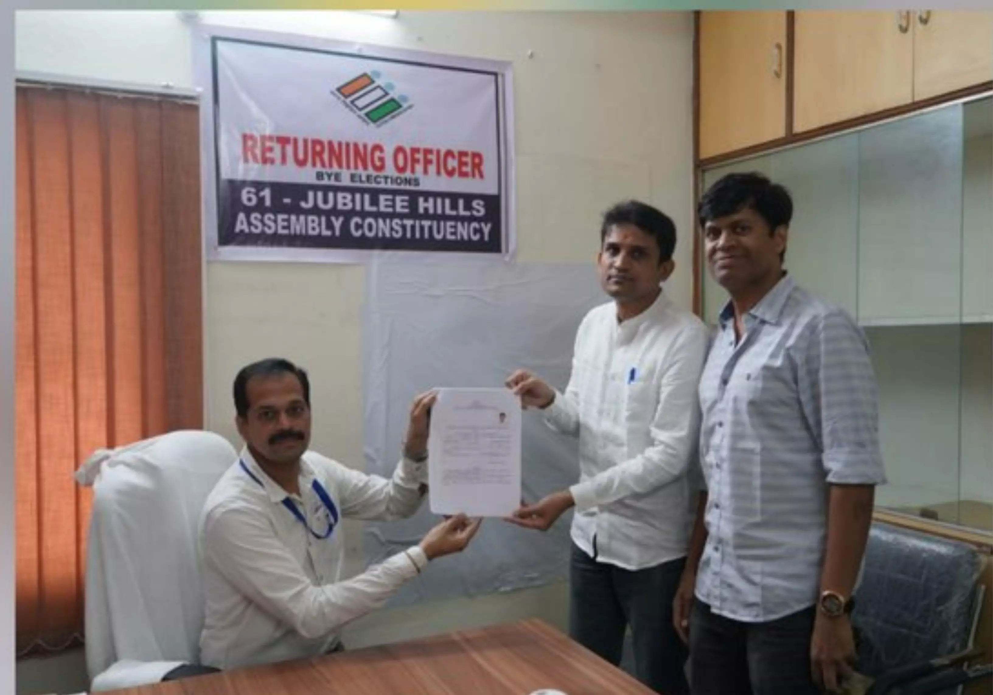 22 File Papers for JH Bypoll