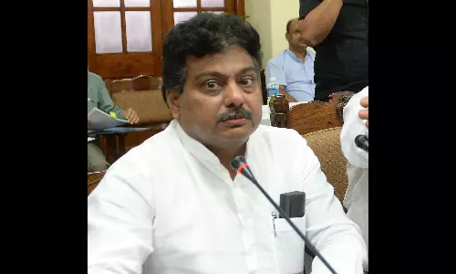 Karnataka Minister Takes Dig at Biocons Mazumdar-Shaw Over Bengaluru Roads Critique