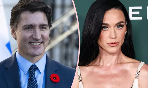 Trolls Have a Field Day over Trudeau-Perry Kiss