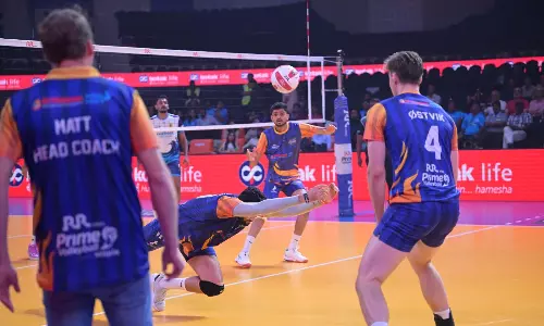 PVL 2025: Mumbai Meteors Win Hard-Fought Battle Against Kochi Blue Spikers