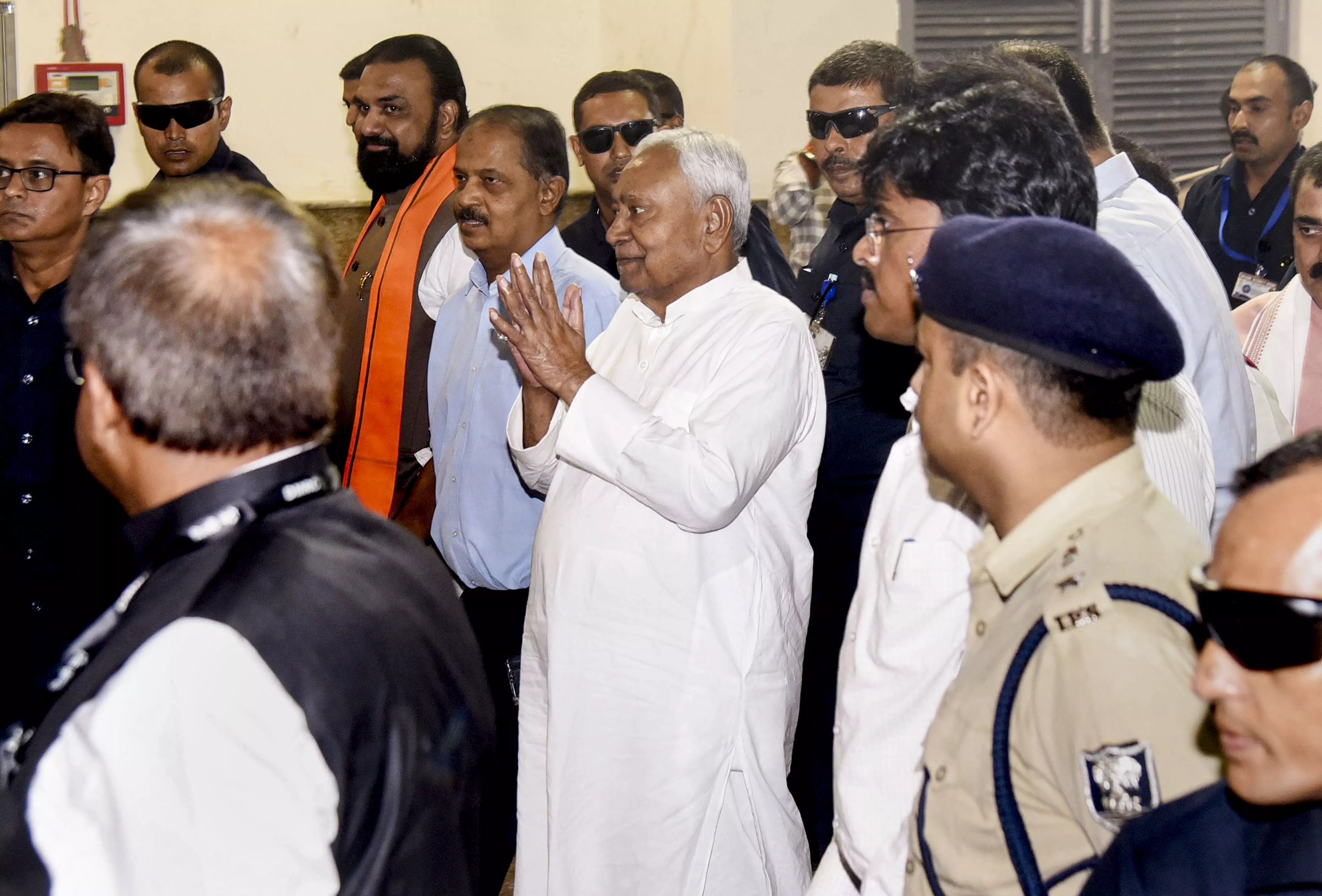 Bihar: Nitish Kumar to Begin Poll Campaign from Tomorrow Bihar: Nitish Kumar to Begin Poll Campaign from Tomorrow