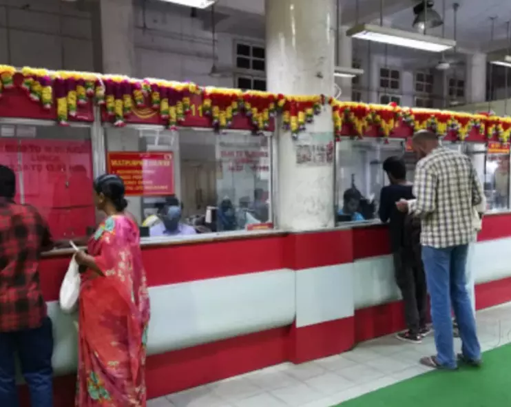 Hyderabad GPO Launches 24×7 Speed Post Booking with Night Shift Operations