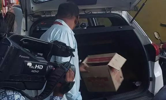 Rs 10.3 Lakh Unaccounted Cash Seized in Jubilee Hills Rs 10.3 Lakh Unaccounted Cash Seized in Jubilee Hills