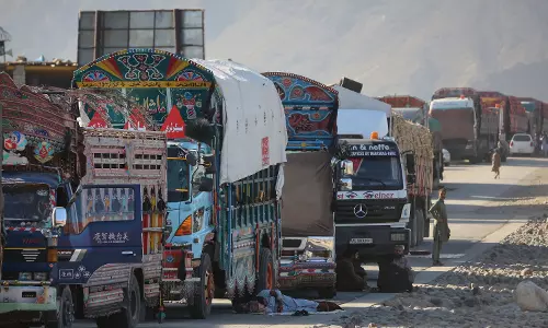 Fresh Clash Erupts on Pak-Afghan Border, 15 Civilians Killed