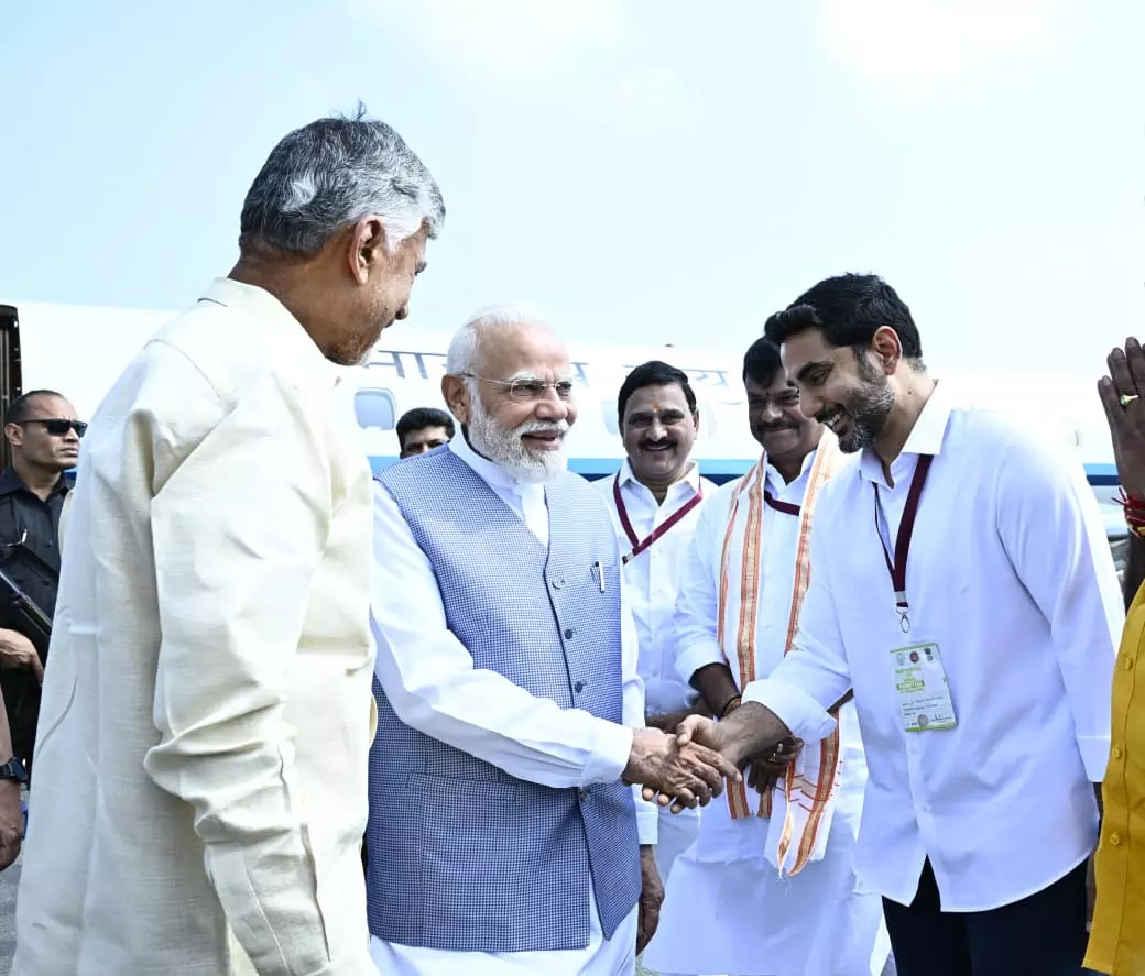 Modi Offers Prayers at Srisailam