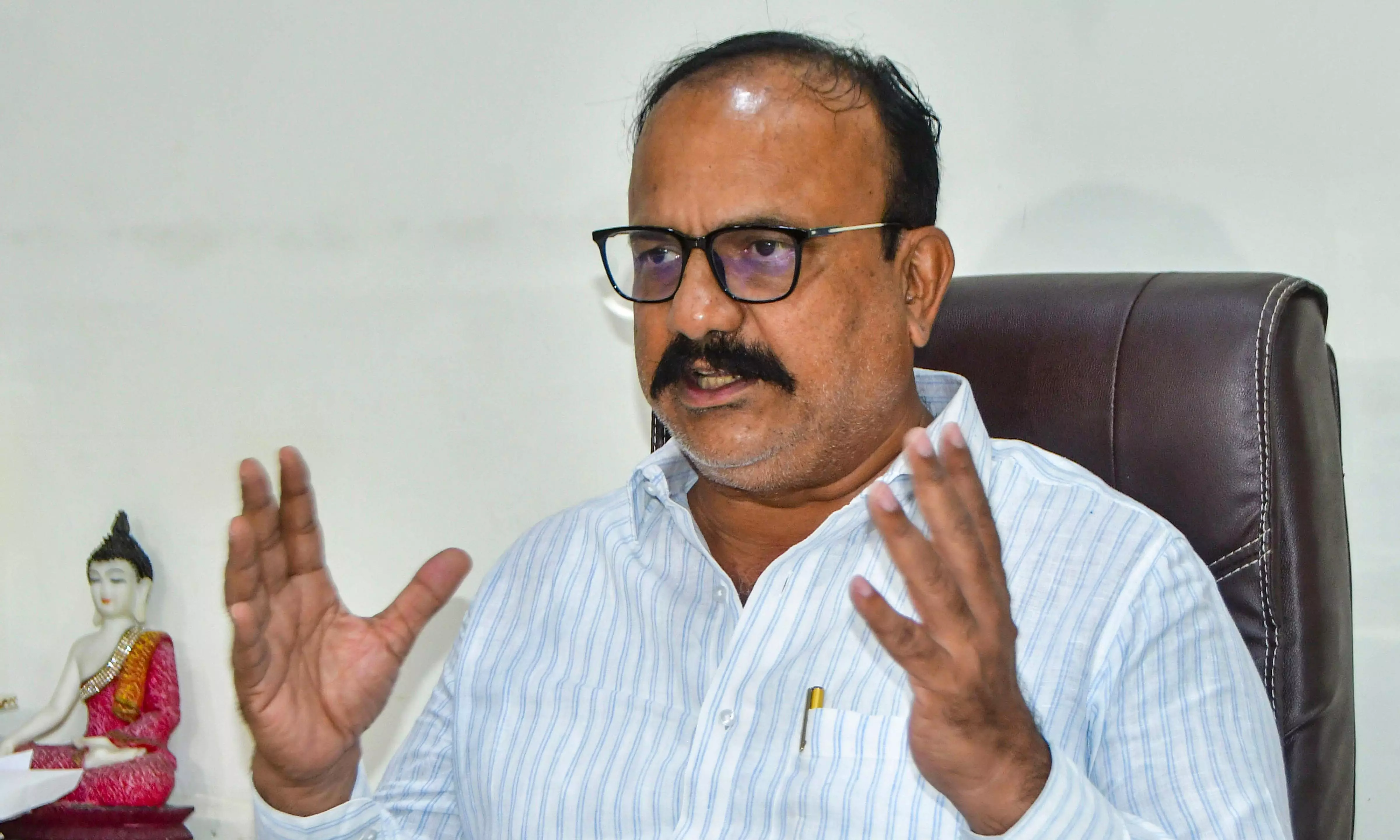 Congress Leader Softens Stand on MNS, Says India Bloc Will Decide