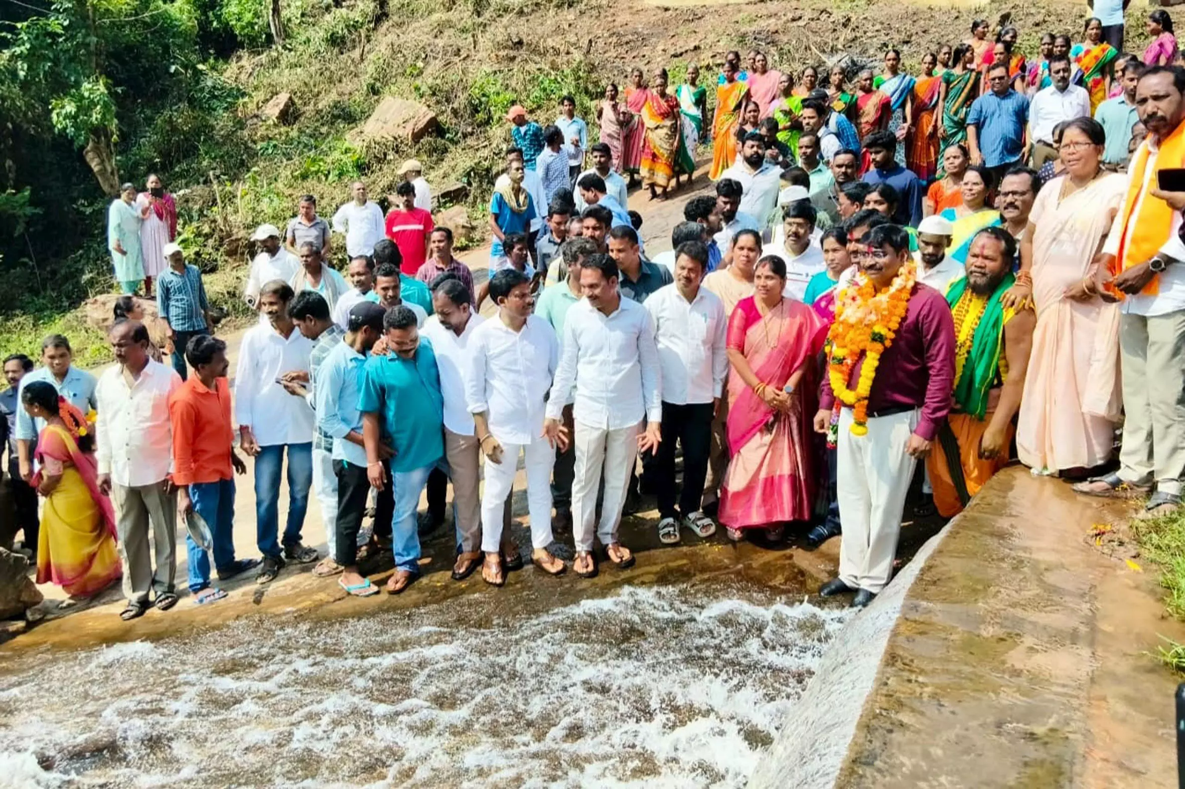 Manyams Fortress of Waterfalls Welcomes Visitors