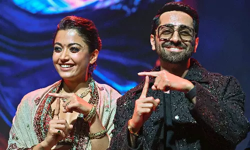 Ayushmann Khurrana, Rashmika Set Stage on Fire With Dance Moves on Thamma Song