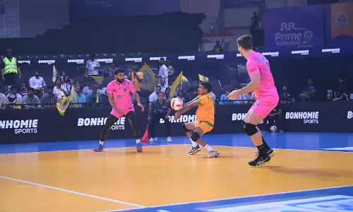 PVL 2025: Chennai Blitz beat Ahmedabad Defenders to Keep Their Campaign Alive