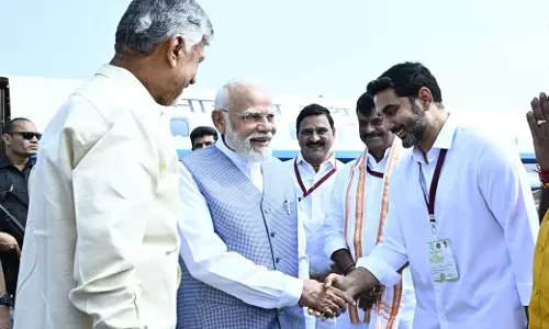 Modi Offers Prayers at Srisailam