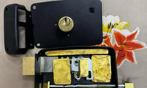 DRI Seizes Gold worth Rs.2.37 Cr at RGIA; Passenger Held