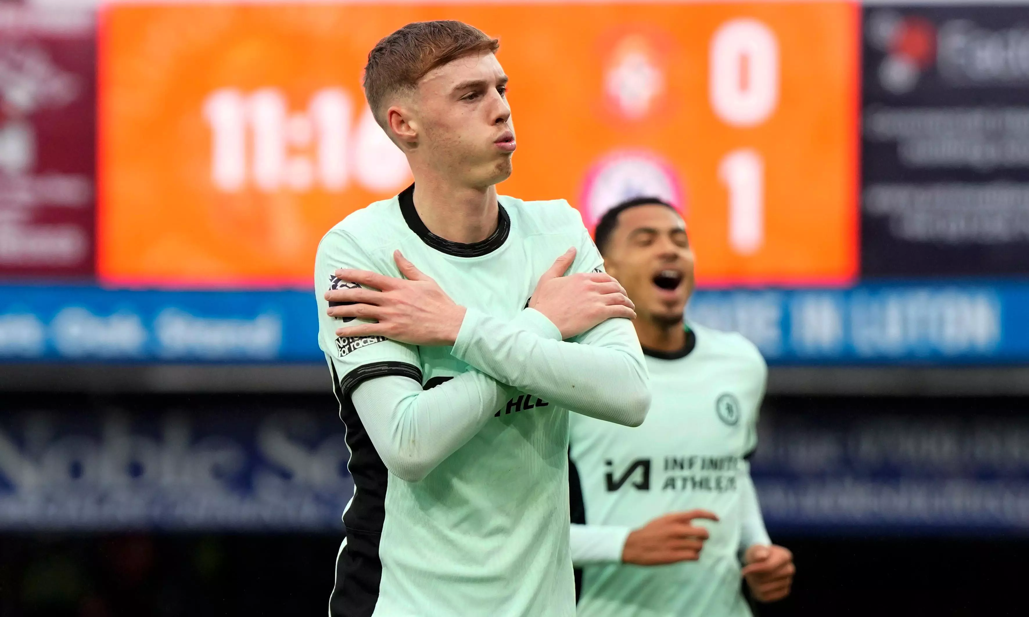 Blow For Chelsea as Palmer to Miss Six More Weeks With Groin Injury Blow For Chelsea as Palmer to Miss Six More Weeks With Groin Injury