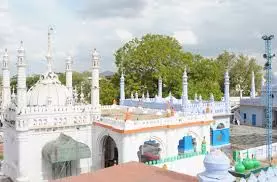 AP High Court Directs District Officials To Oversee Ameen Peer Darga Tenders