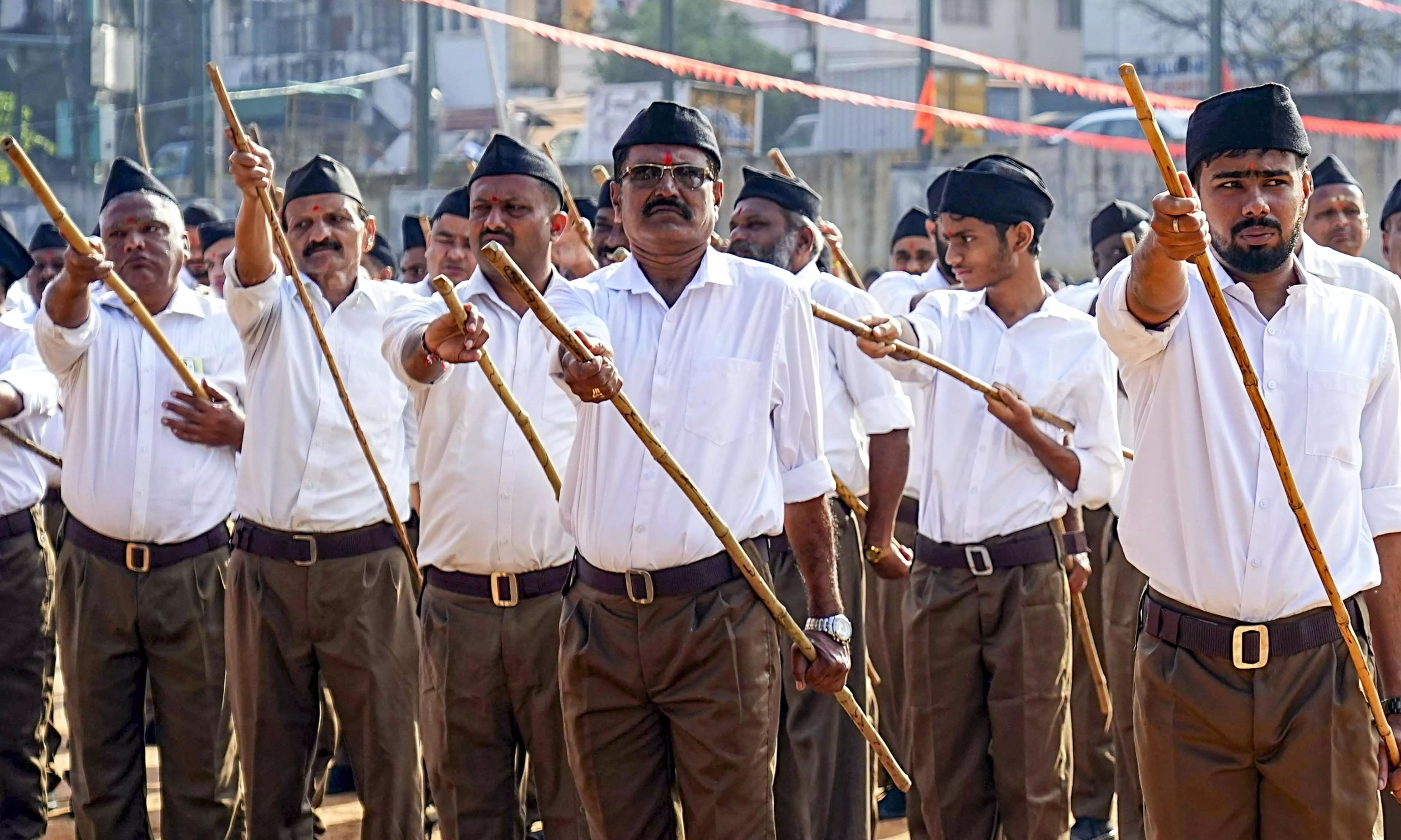 Raichur PDO Placed Under Suspension for RSS Parade Participation Raichur PDO Placed Under Suspension for RSS Parade Participation