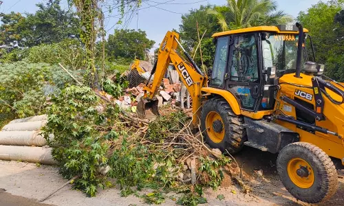 HYDRAA Clears Rs 110-Crore Worth Land From Encroachments