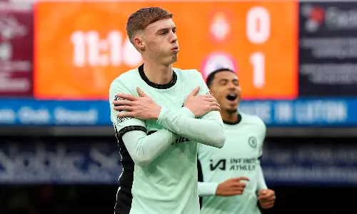 Blow For Chelsea as Palmer to Miss Six More Weeks With Groin Injury