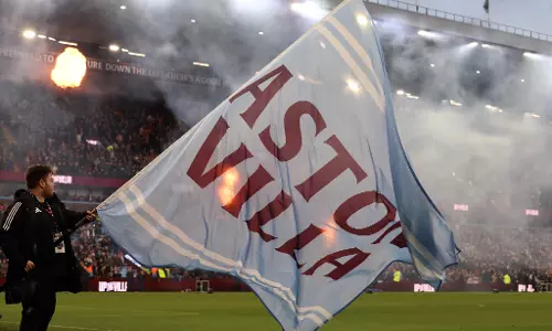 Britains Starmer Calls For Israeli Football Fans To Be Allowed at Aston Villa Match